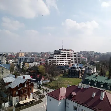 Apartment 114 імперіал, 2 кімнатні роздільні з кухнею центр *
