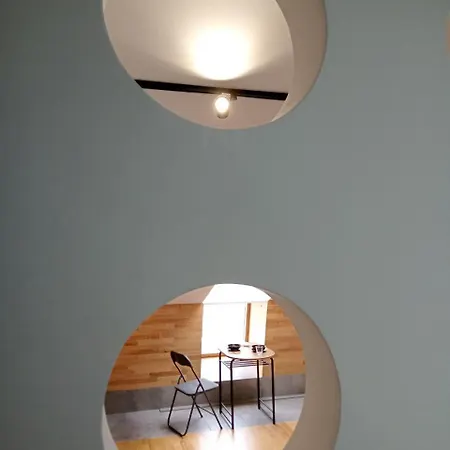 Apartment 114 імперіал, 2 кімнатні роздільні з кухнею центр Truskavets