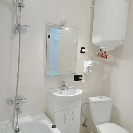 Apartment 114 імперіал, 2 кімнатні роздільні з кухнею центр *
