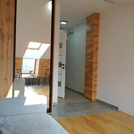 Apartment 114 імперіал, 2 кімнатні роздільні з кухнею центр *